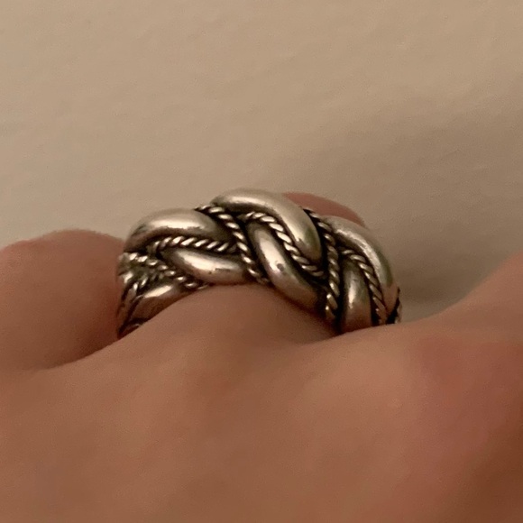 Chunky silver ring with braided rope design - Picture 3 of 4